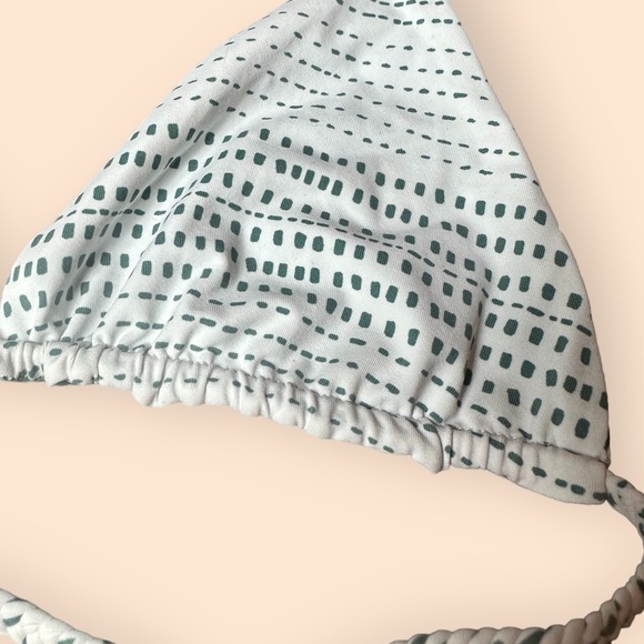 NWT Women’s Dolce Vita Reversible String Bikini Top Size Small W/Tassel Detail - Picture 8 of 10